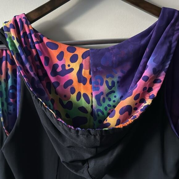 ANGEL APPAREL ZIP-UP HOODED VEST BLACK / RAINBOW ANIMAL PRINT SIZE SMALL - Picture 7 of 8